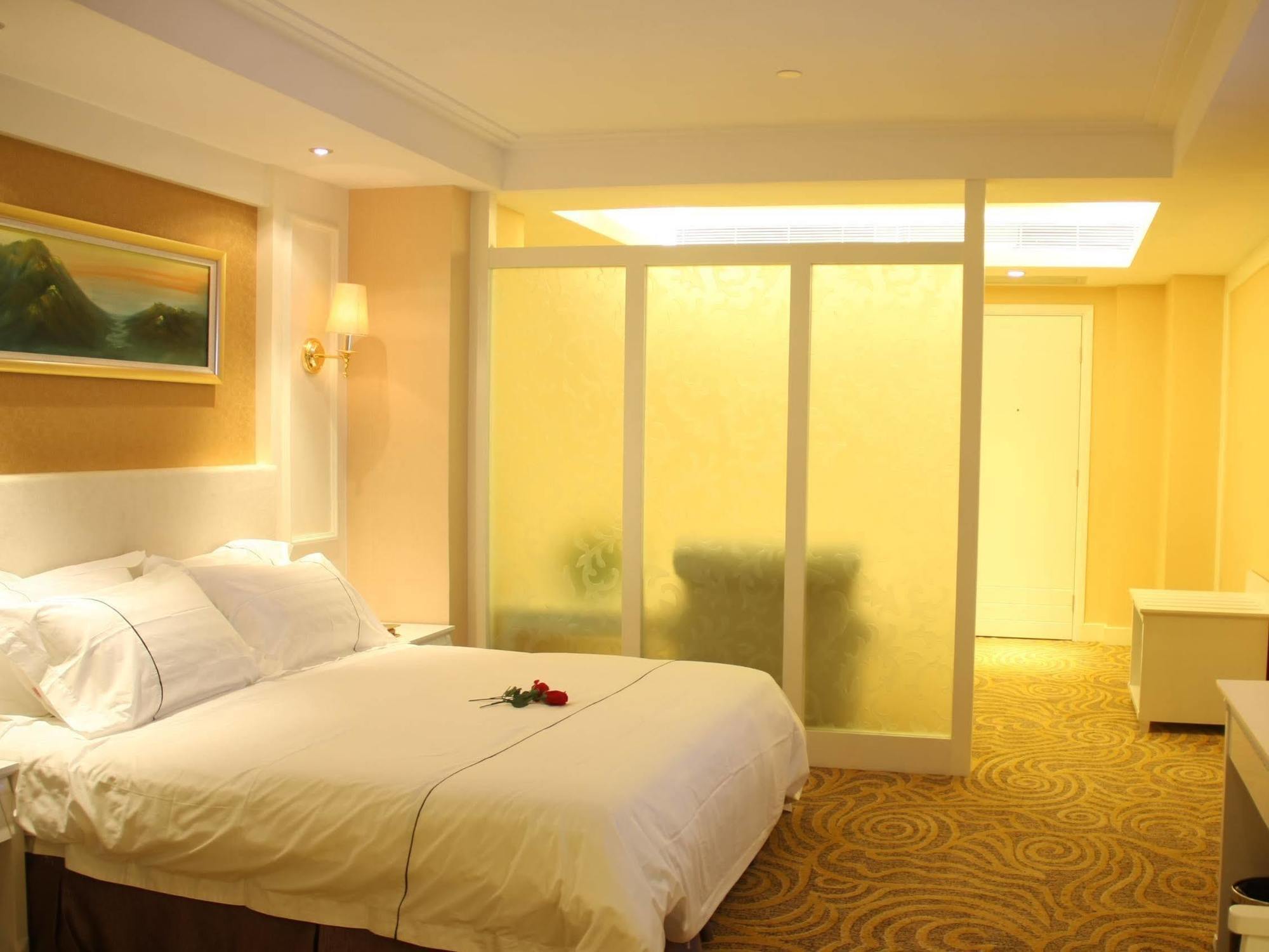 Huizhou Jinhuayue International Hotel Exteriér fotografie